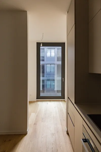 Sixty2 | Modernes Studio mit Balkon in Berlin-Mitte — photo 1